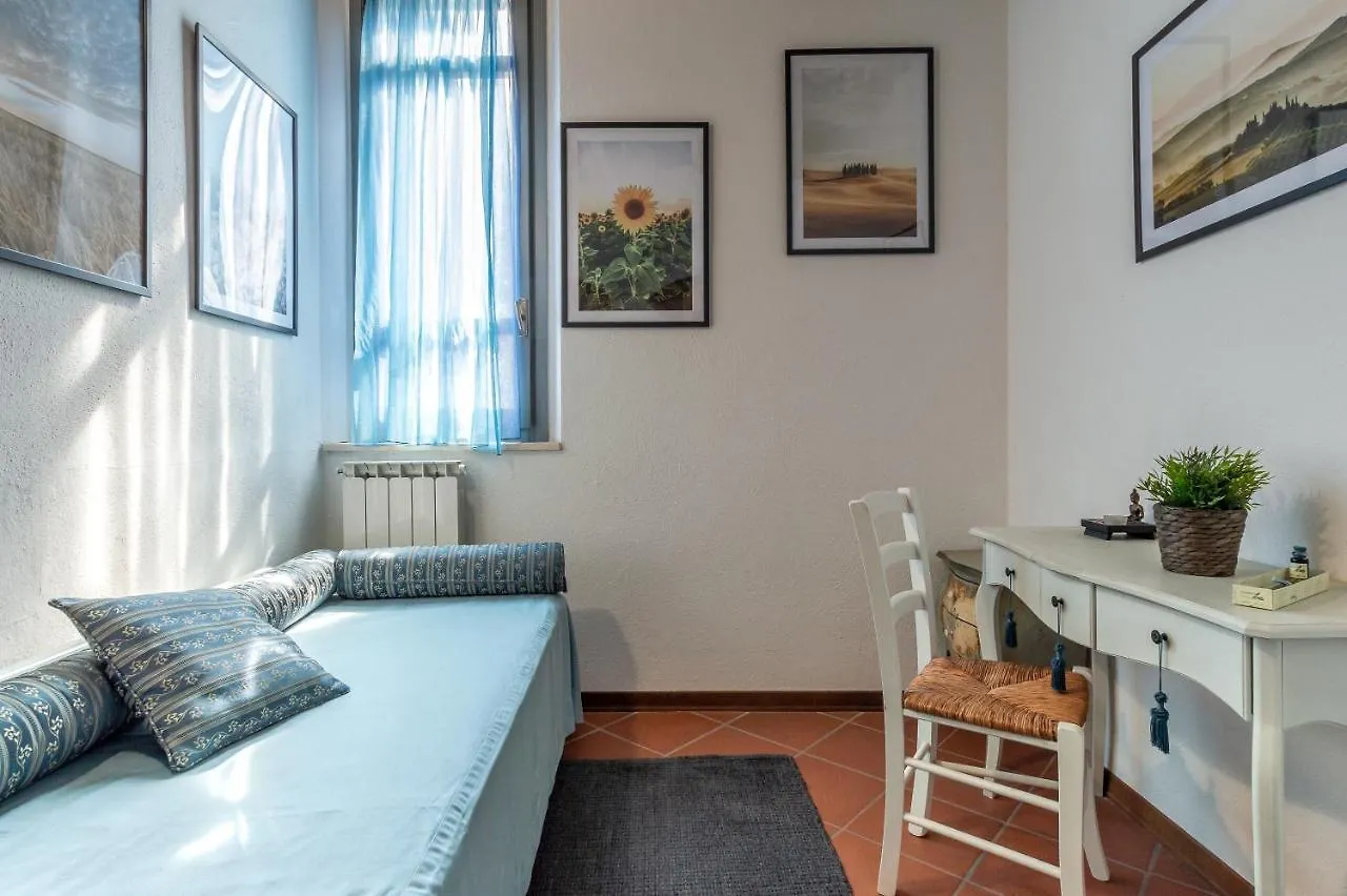 Tuscany Balcony: Crete Senesi Касетта
