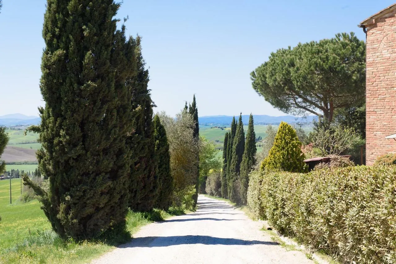 Tuscany Balcony: Crete Senesi Casetta